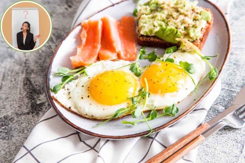 Mangiare uova a colazione